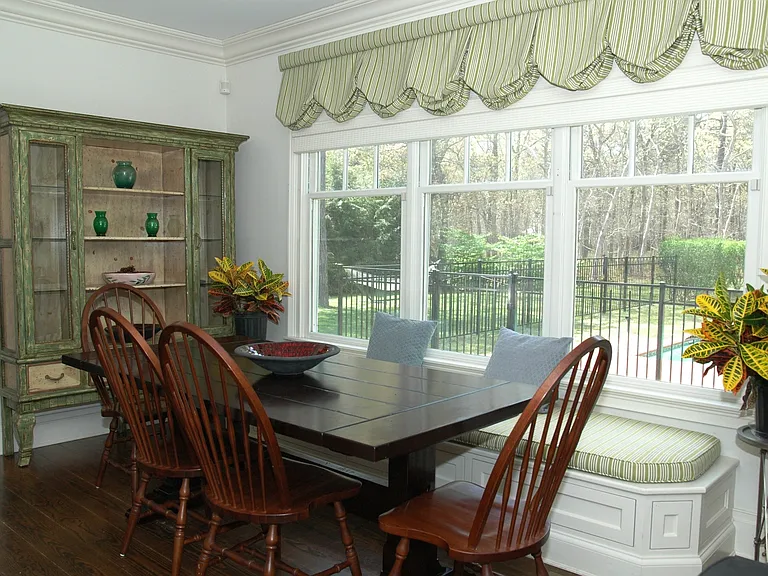 10 Georgica Woods Ln — Photo 3