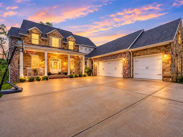 1505 & 1507 Fontaine Ct, Centerton, AR 72719