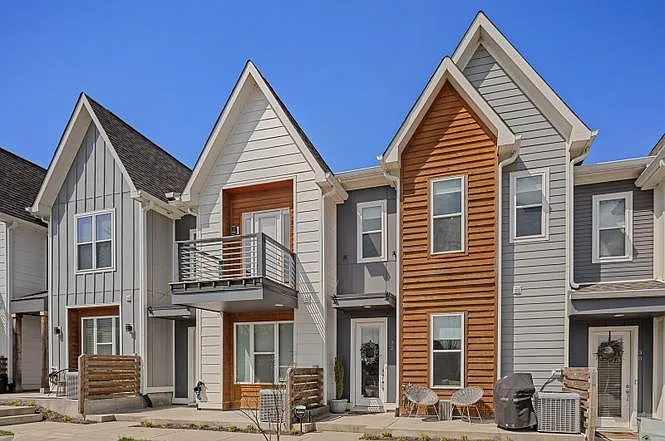 700 James Ave #32 — Photo 2
