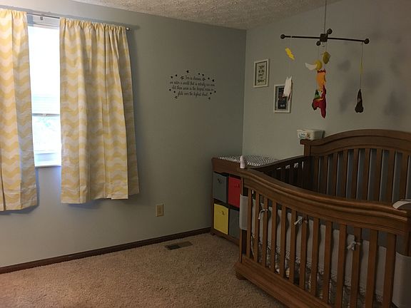 Second bedroom
