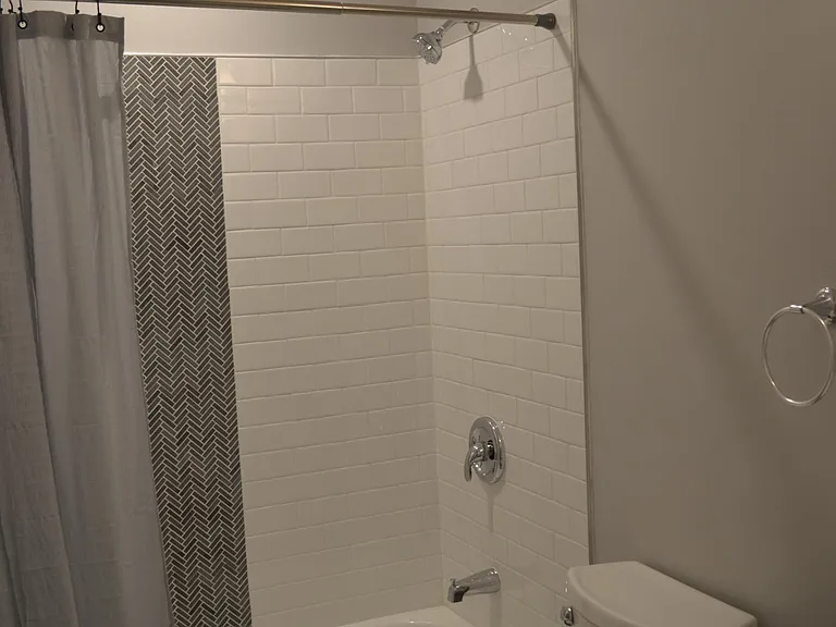 1407 Gordon Dr — Photo 9
