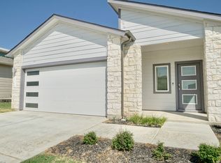 342 Robertson Rd, San Marcos, TX 78666