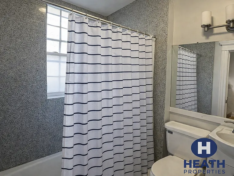 16 W Cedar St #2 — Photo 3