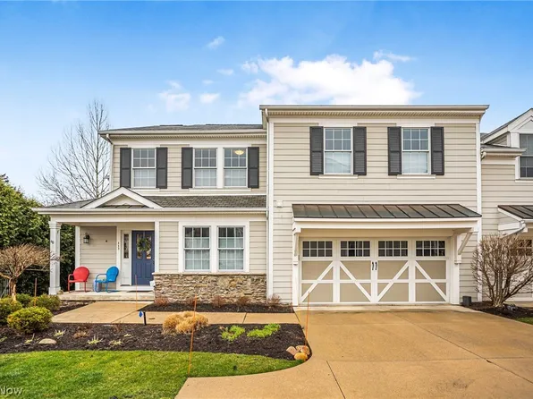 113 Bell Tower Ct, Chagrin Falls, OH 44022