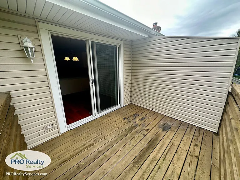 13350 Timber Crest Dr N — Photo 18