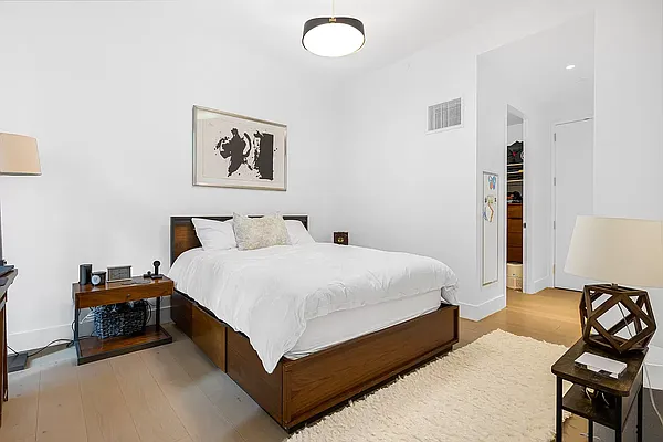 Rented by Realmart Realty LLC | media 14