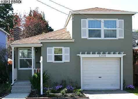 2nd image of 3208 Boise St