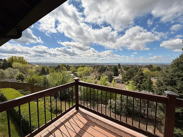 3245 E Boulder Heights Dr — Photo 2