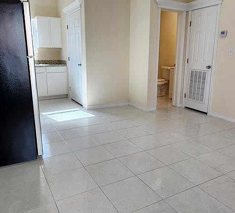 4th image of 118 Grass Valley Rd #110