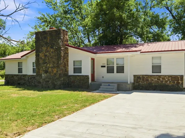 1020 C St, Commerce, OK 74339