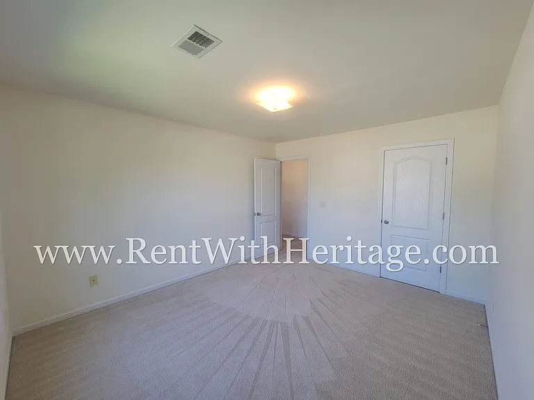6484 Barkston Trce — Photo 35