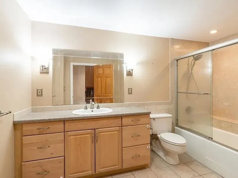 1 Greene St #307 — Photo 10