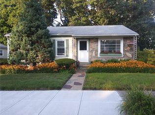 104 Clifford St, Pawtucket, RI 02860