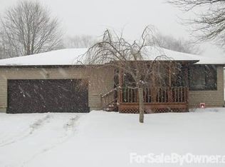 321 N Lake St, Amherst, OH 44001