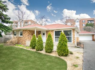 3108 Martin Ln, Rolling Meadows, IL 60008