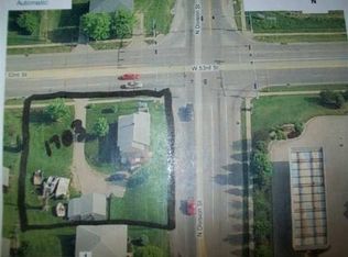 1703 W 53rd St, Davenport, IA 52806