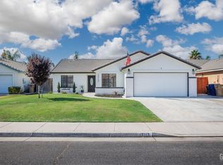 12113 Flat Iron Ct, Bakersfield, CA 93312