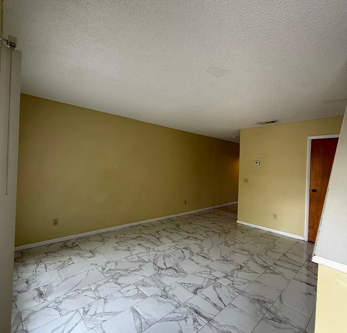 2 bed, 1.5 bath, 966 sqft, $1,750 — Photo 4