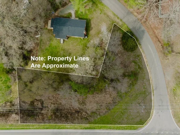 501 Cornelius St, Hillsborough, NC 27278