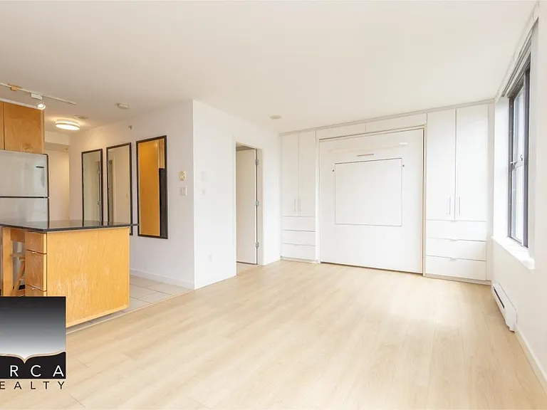 989 Beatty St #604 — Photo 9