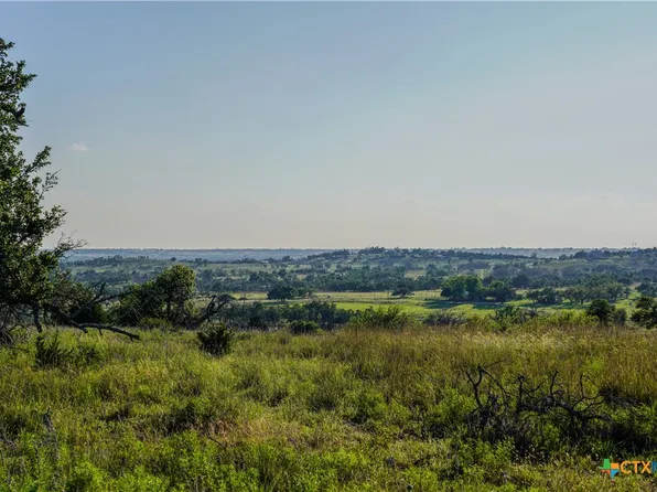 1077 Adobe Creek Rd, Fredericksburg, TX 78624