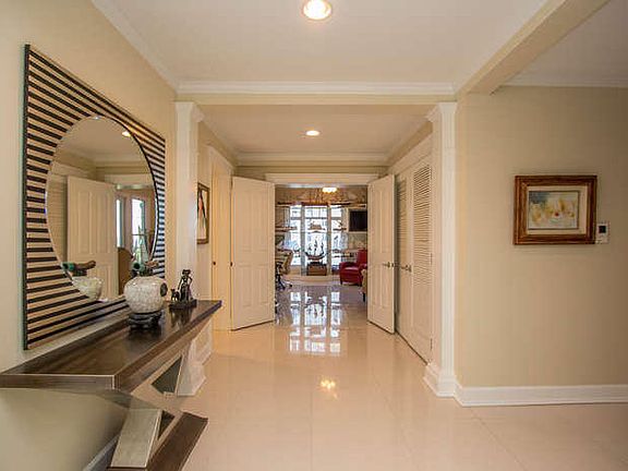 4th image of 404 Kelly Plantation Dr Unit 1006