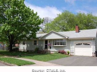 18 Edgemere Rd, Hamden, CT 06517