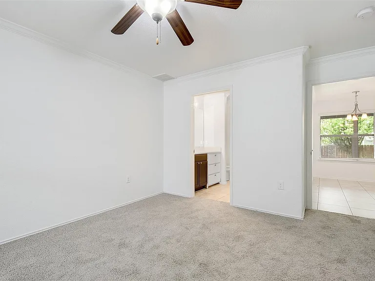 7201 Outfitter Dr — Photo 12