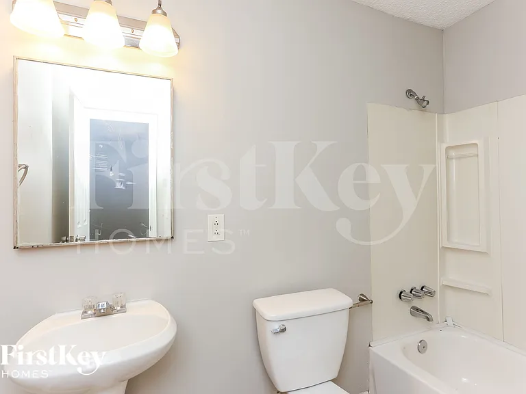 721 Peteywood Dr — Photo 14