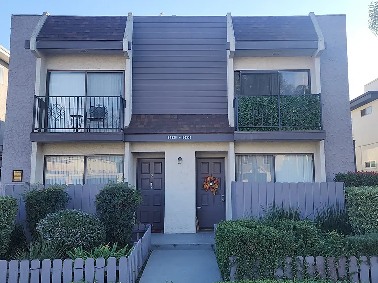 14328 Addison St #5 — Photo 1