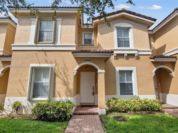 12845 SW 30th St #103, Hollywood, FL 33027