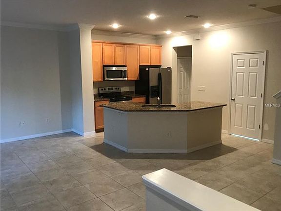 2nd image of 7534 Tamarind Ave