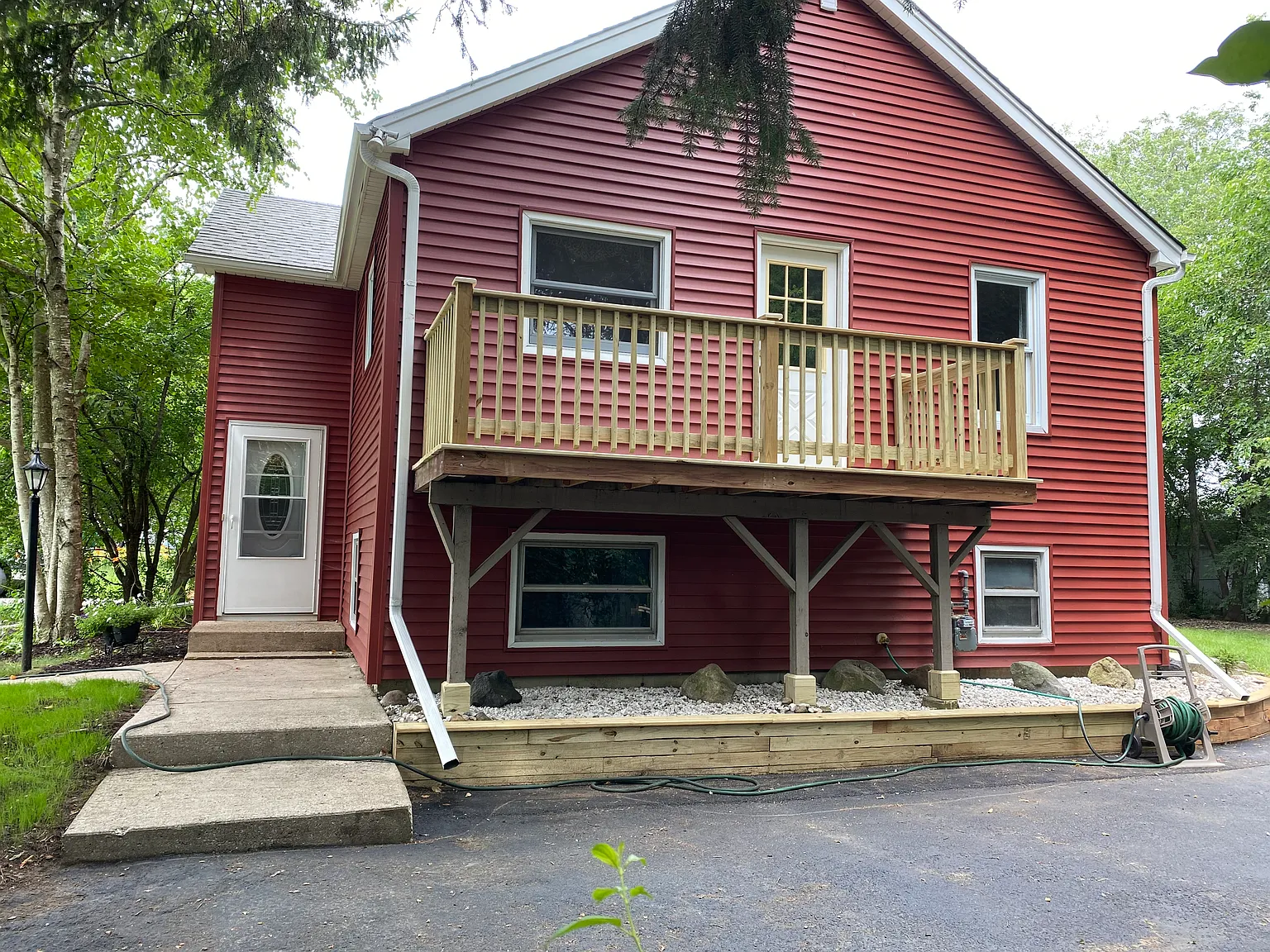 3 bed, 1792 sqft, $2,850 — Photo 2