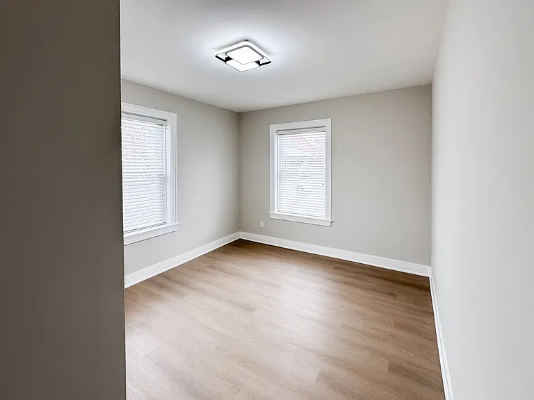 5120 N Laramie Ave #1 — Photo 9