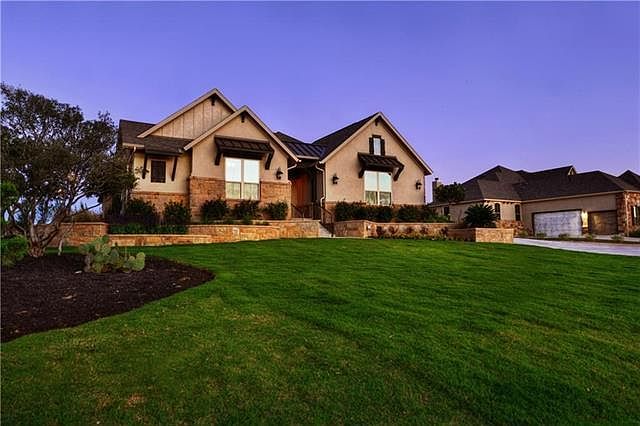1st image of 780 Bluff Woods Dr