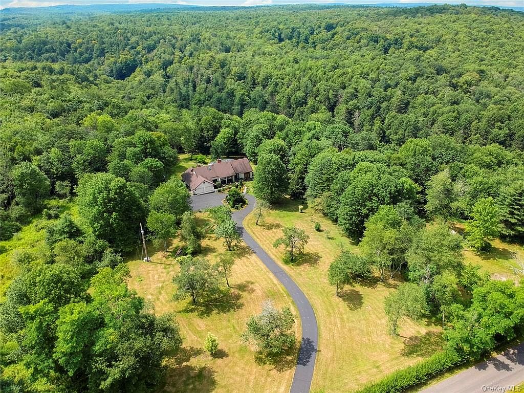 722 Marsh Rd, Fallsburg, NY 12738 Zillow