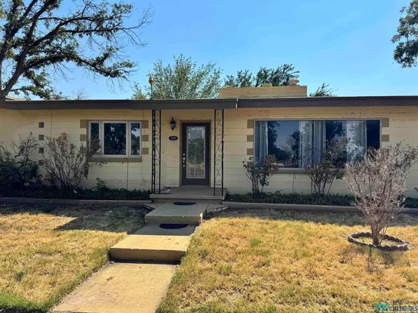 1009 E Riverside Dr, Carlsbad, NM 88220