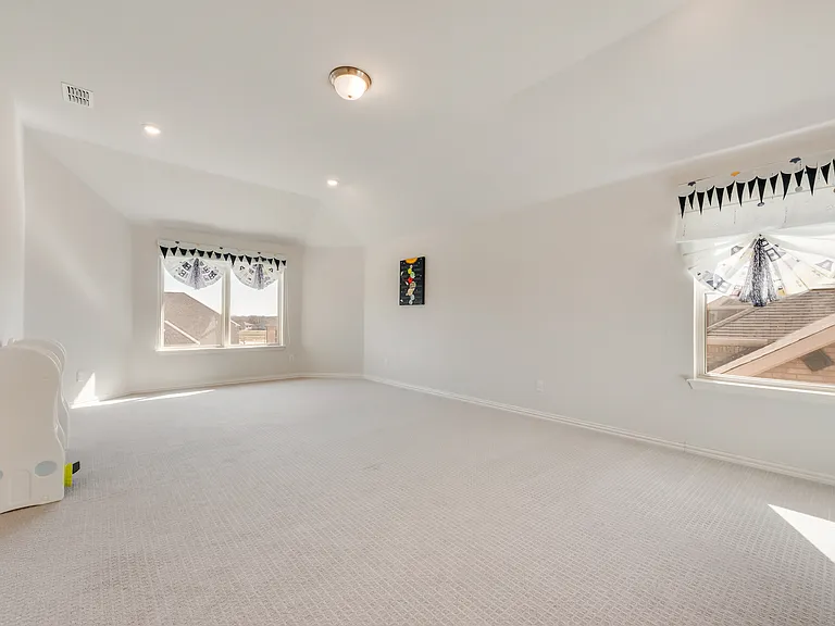 2112 Millwall Dr — Photo 16