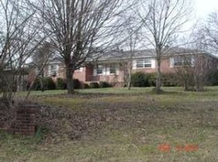496 Everett Springs Rd SW, Calhoun, GA 30701
