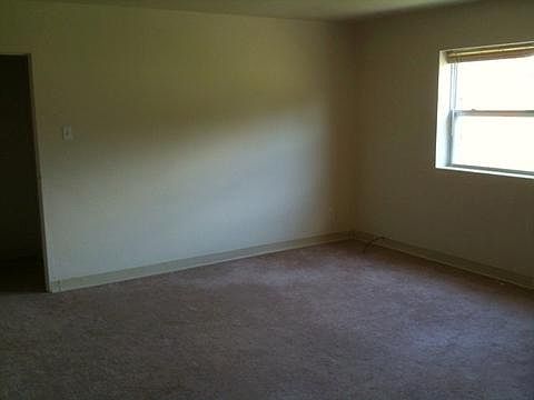 2nd image of 4415 Walnut St APT 1