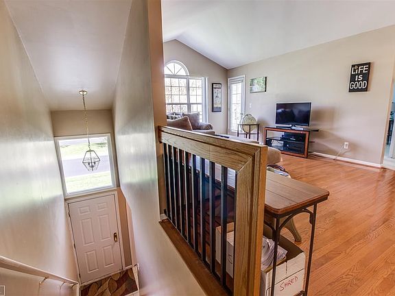 2nd image of 4688 Berkshire Dr