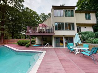 3 Rustling Ln, Bedford, NY 10506