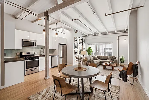 958 28th St #21 Photo 1