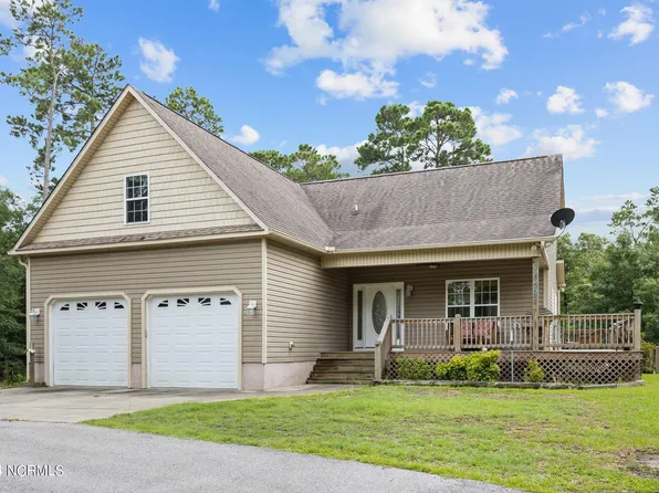 555 Eagle Road, Newport, NC 28570