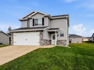 2168 Comanche Dr, Asbury, IA 52002