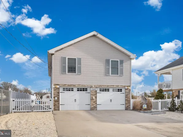 403 Twin Lakes Blvd, Little Egg Harbor, NJ 08087