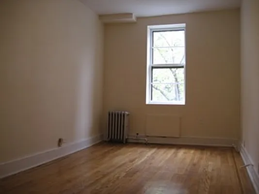 Rented by City Connections Realty | media 10