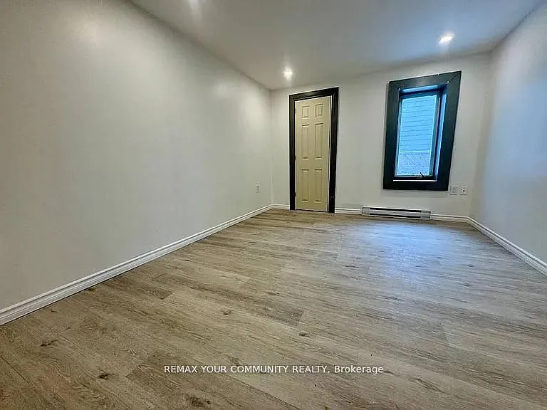 22 Clifton St #MAIN FLOOR — Photo 17