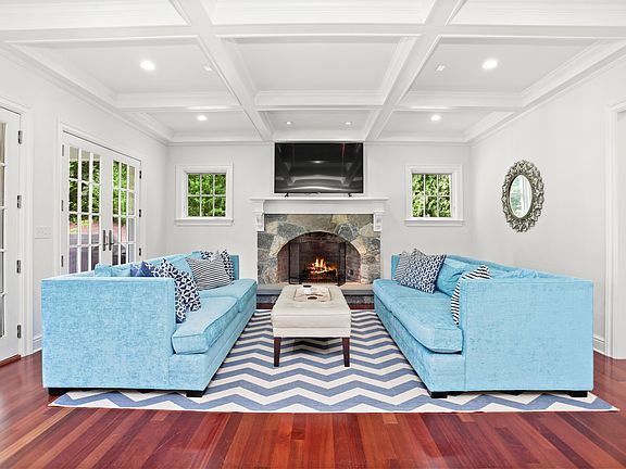 21 Walsh Ln Greenwich CT 06830-print-009-010-006-4200x2800-300dpi - Copy.jpg