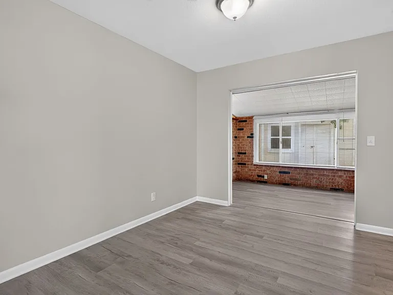 5503 Boeing Dr — Photo 25